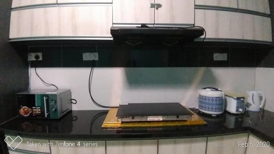 The Handz House II With Wifi - For Family Or Same Gender Only Kepala Batas  Luaran gambar